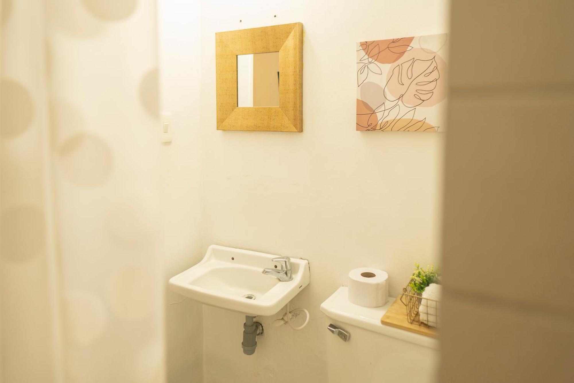 Africa House-Casa Hotel Laureles-La70 ميديلين المظهر الخارجي الصورة