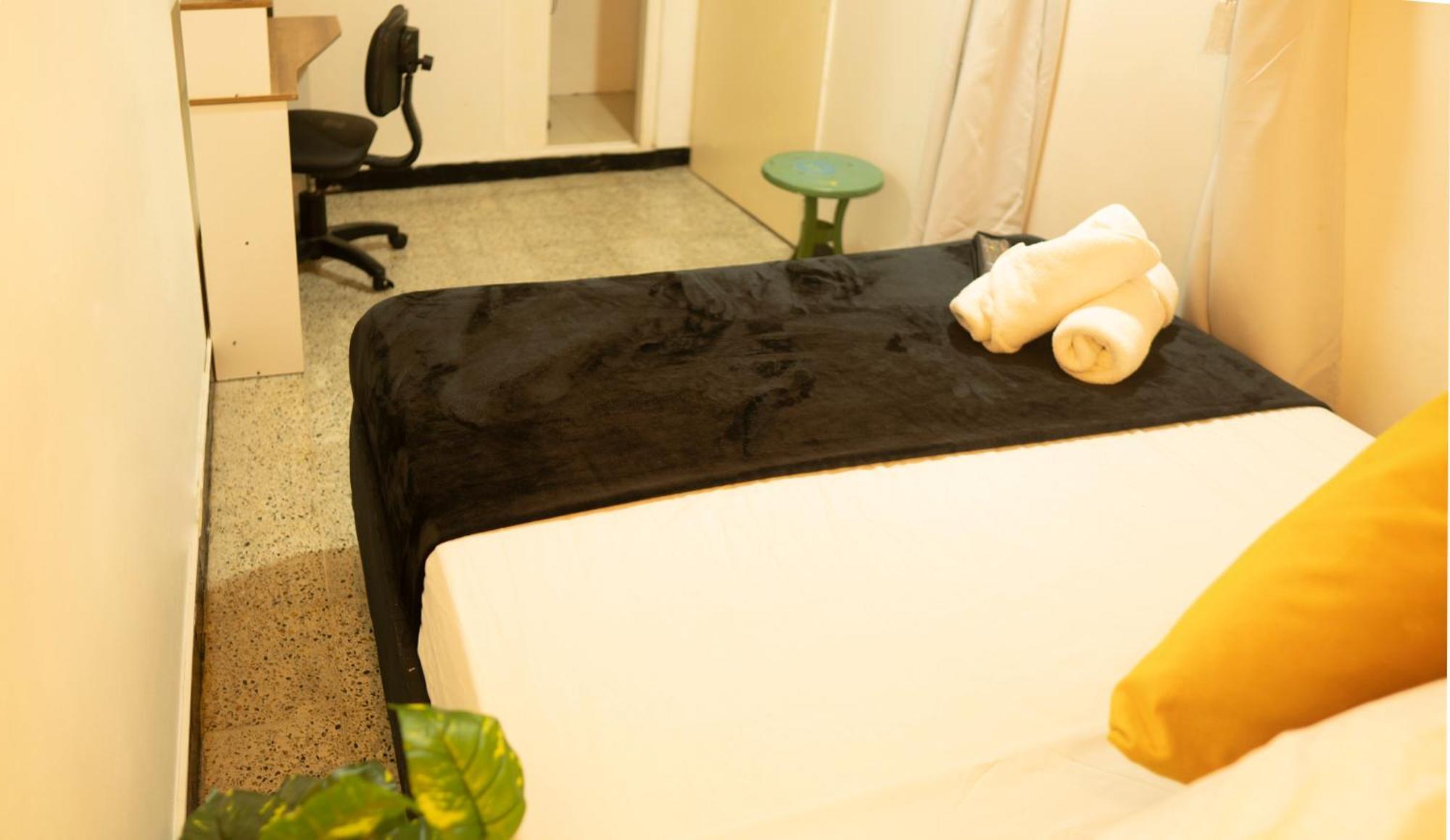 Africa House-Casa Hotel Laureles-La70 ميديلين المظهر الخارجي الصورة
