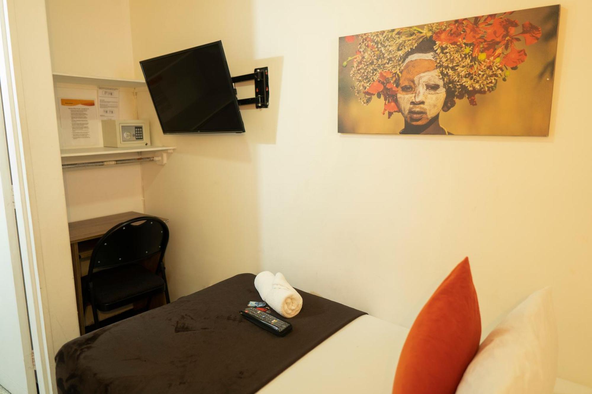 Africa House-Casa Hotel Laureles-La70 ميديلين المظهر الخارجي الصورة