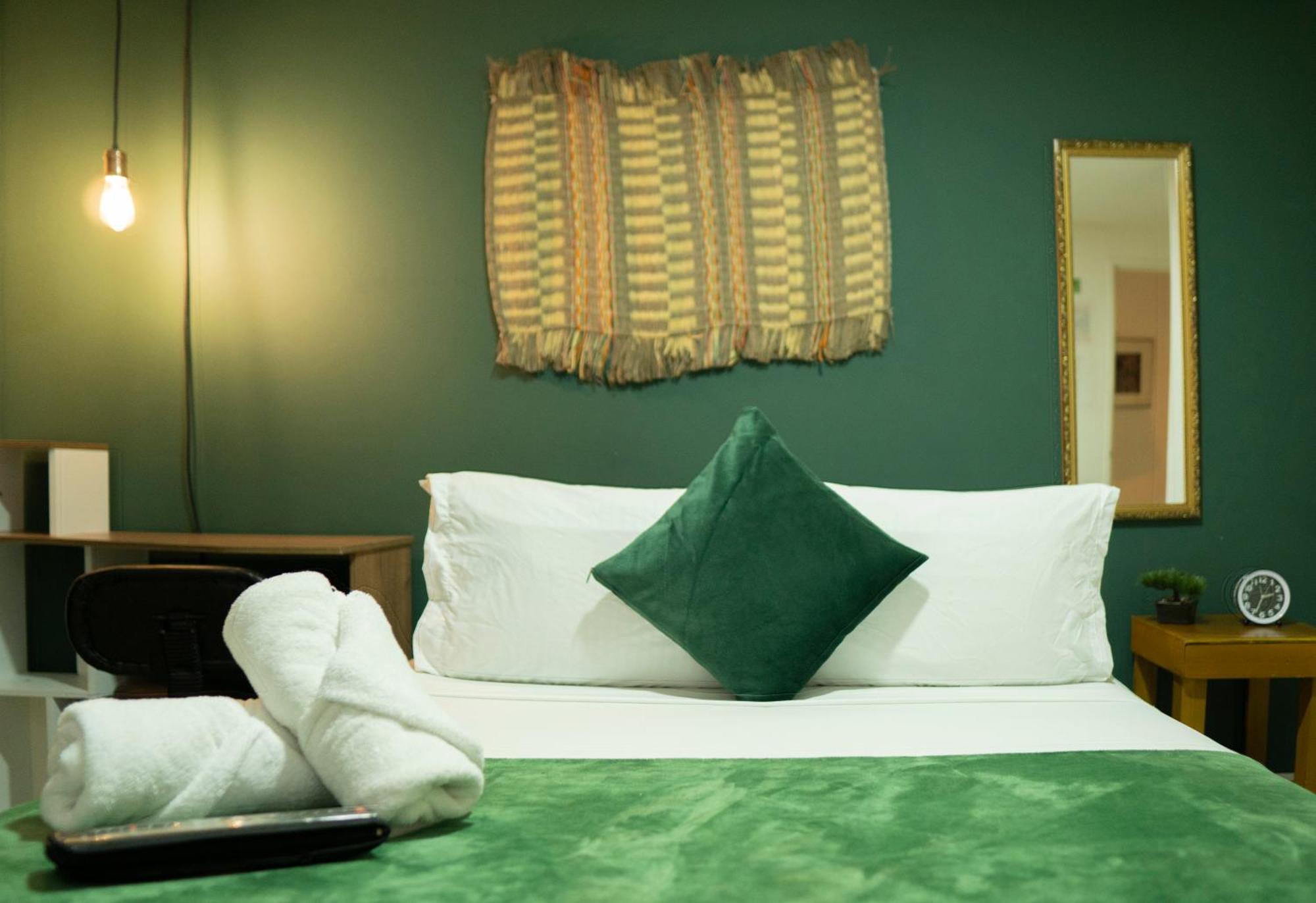 Africa House-Casa Hotel Laureles-La70 ميديلين المظهر الخارجي الصورة